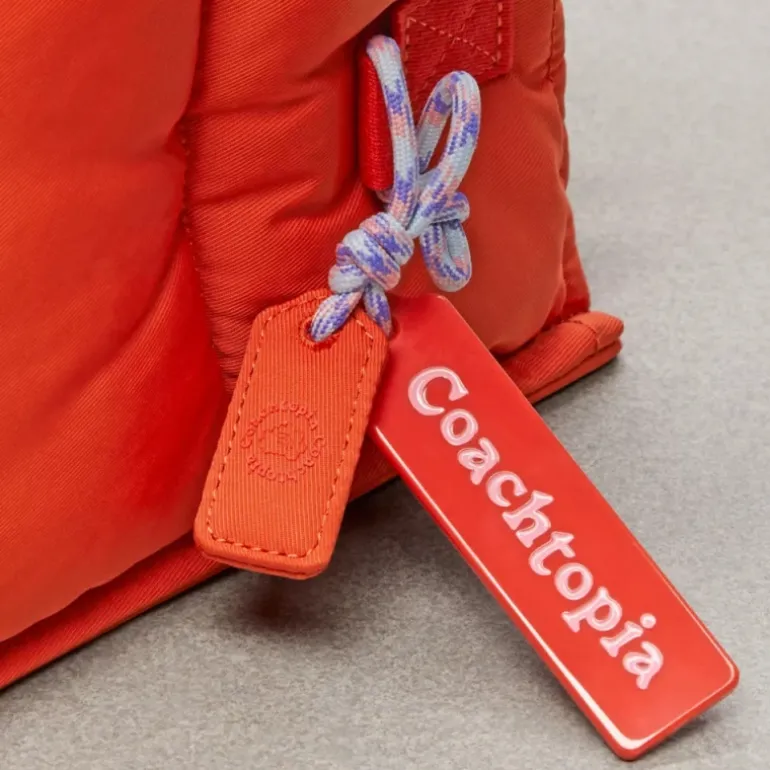 topia Loop Gesteppte Wavy Tote*COACH Sale